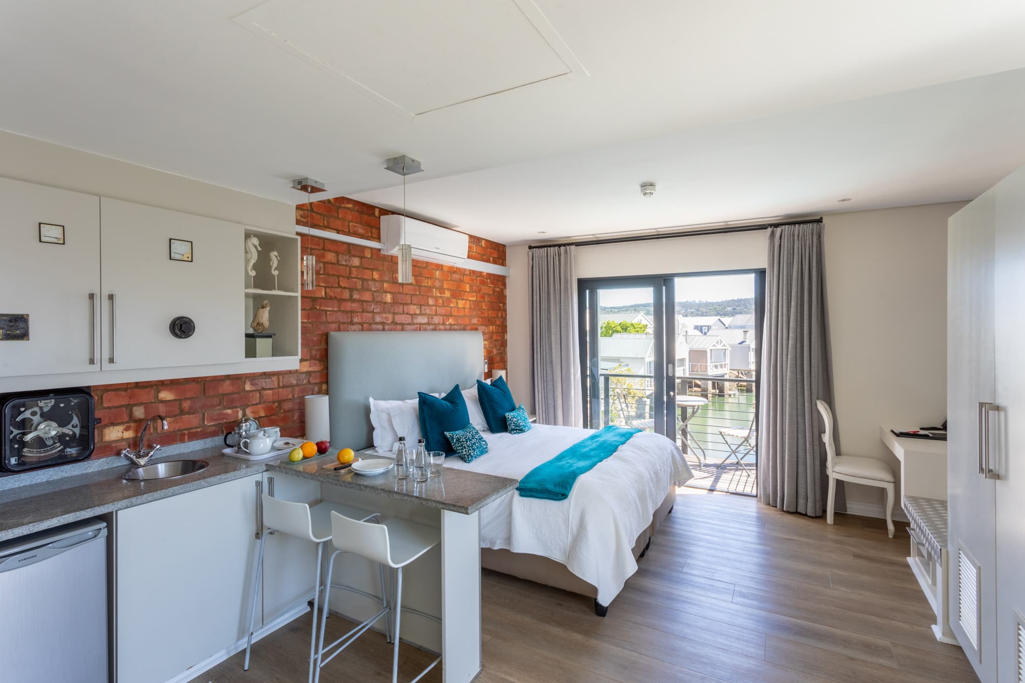 Luxury Rooms